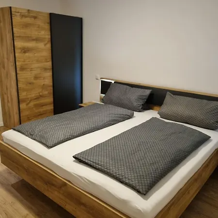 Apartment Kate Euskirchen